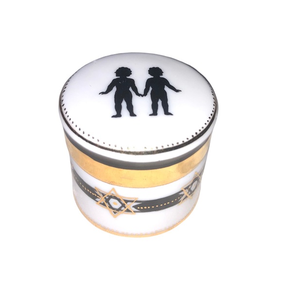 Ceramic Trinket Box, Ring Container - Picture 3 of 4